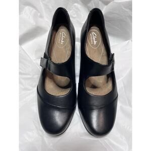Clarks Women’s 8M Rosalyn Wren Mary Jane Blk business heels EUC ortho footbed